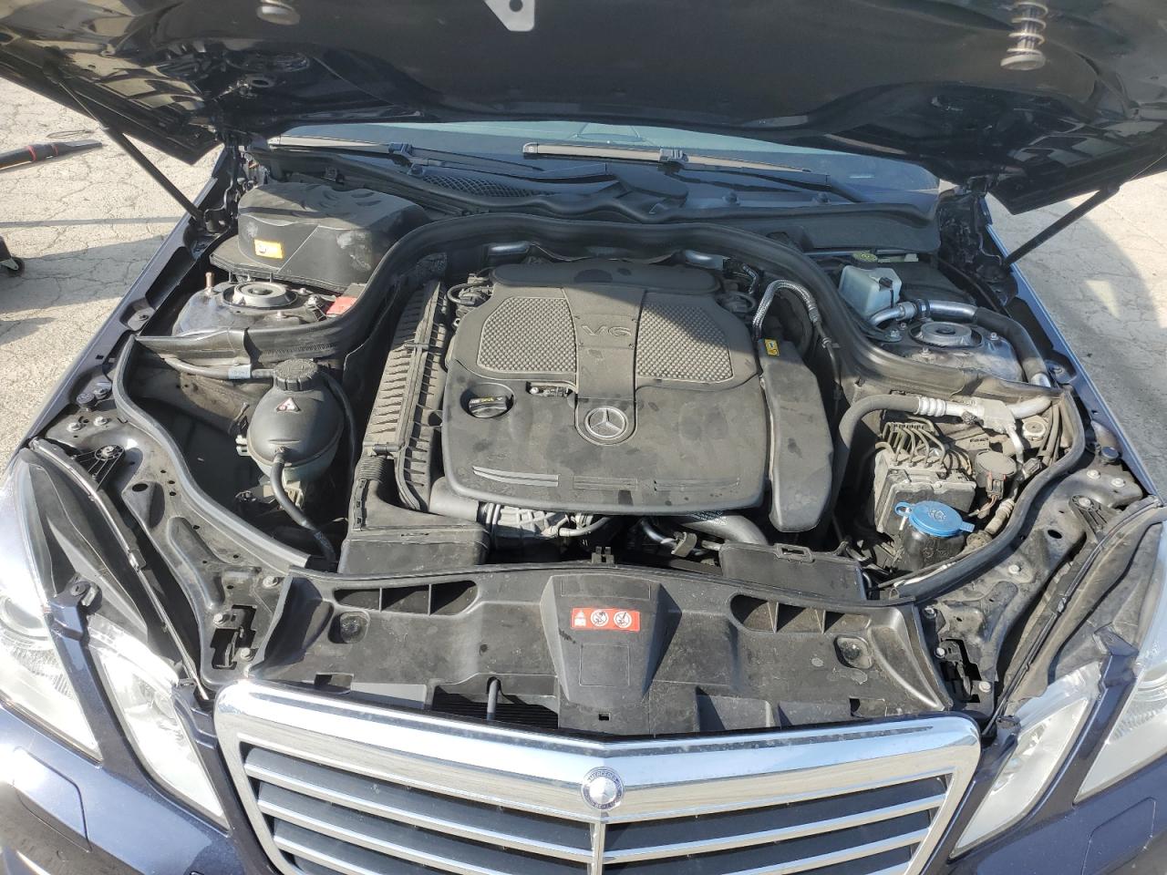 2013 Mercedes-Benz E-klasse VIN WDDHF5KB7DA718552 Copart auction photo, rear end damage thumbnail 13