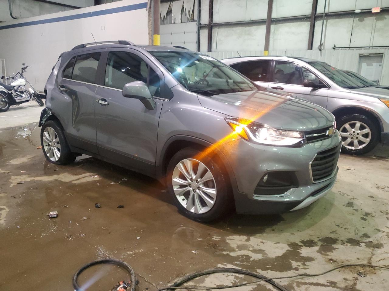 2020 Chevrolet Trax VIN 3GNCJMSB9LL181517 Copart auction photo, rear end / side damage thumbnail 4