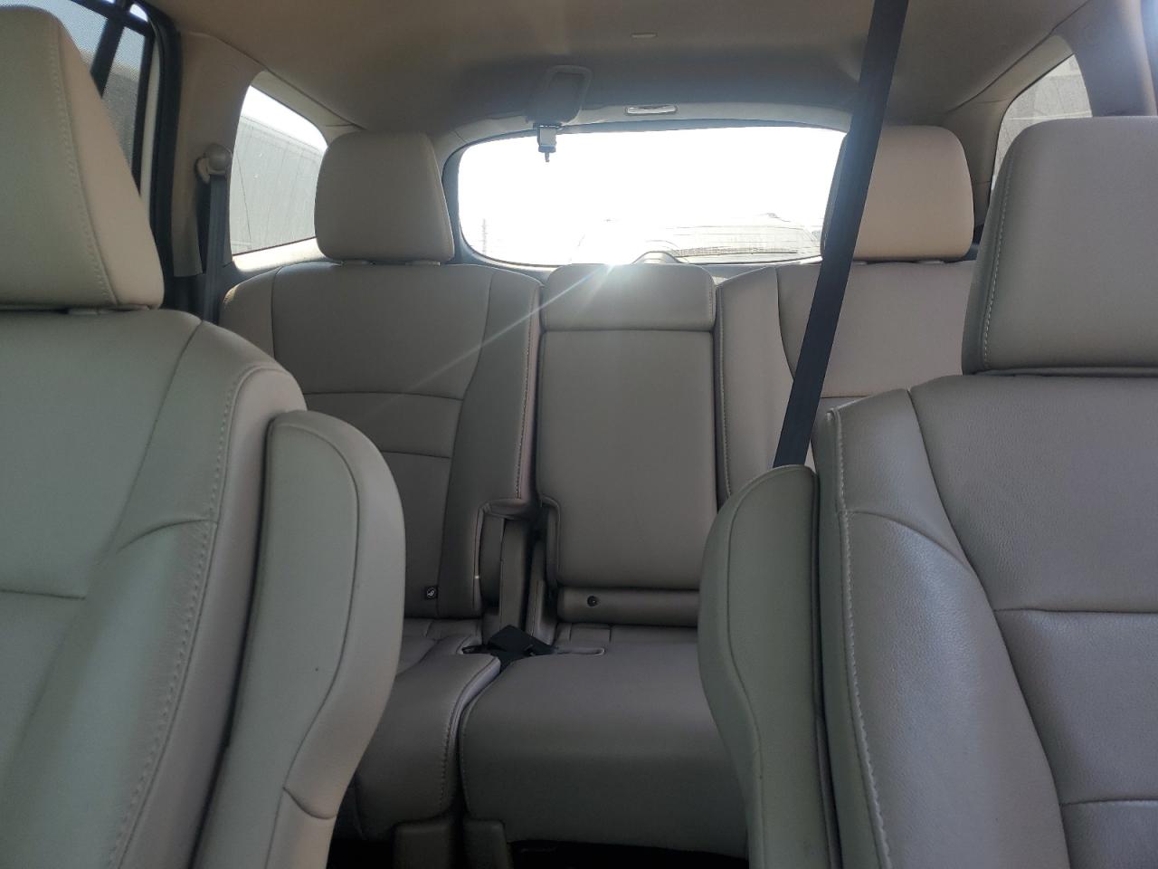 2021 Honda Pilot VIN 5FNYF5H59MB028529 Copart auction photo, water/flood damage thumbnail 10