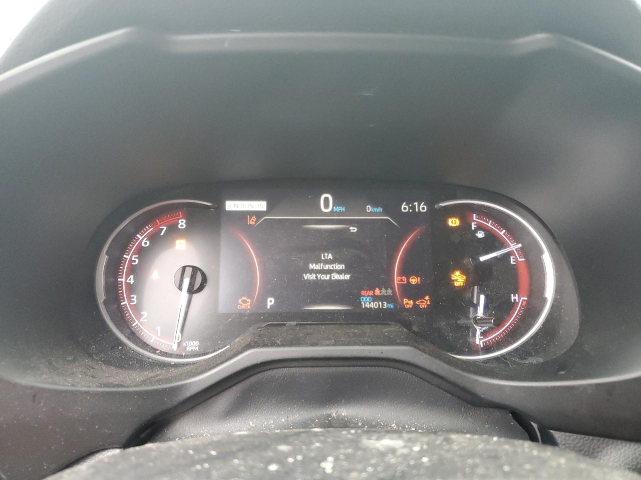 2019 Toyota RAV 4 VIN 2T3Y1RFV4KW049823 Copart auction photo, front end / side damage thumbnail 9