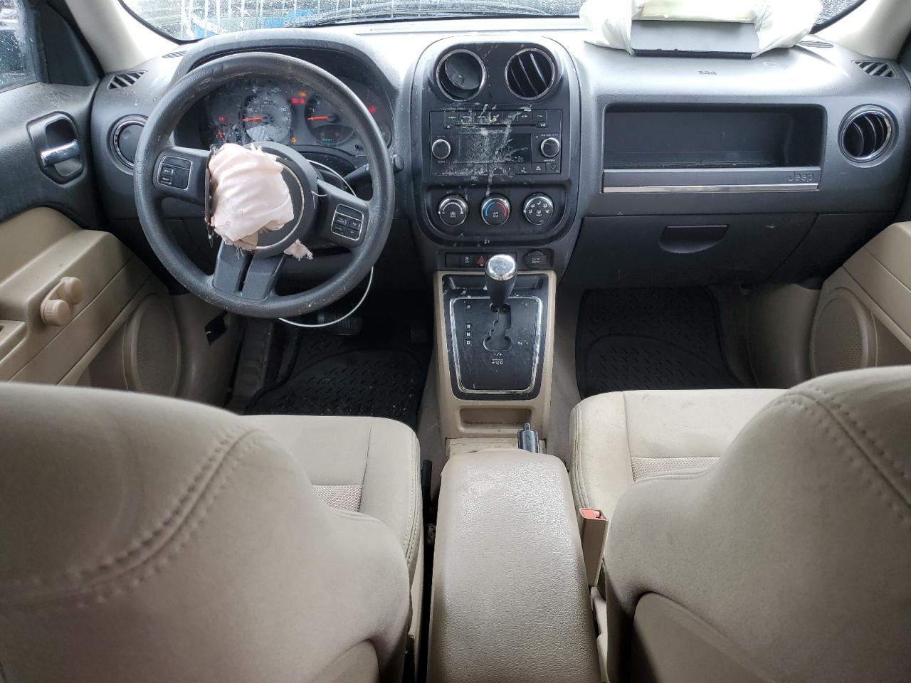 2011 Jeep Liberty (Patriot) VIN 1J4NT1GA7BD102919 Copart auction photo, front end / side damage thumbnail 8