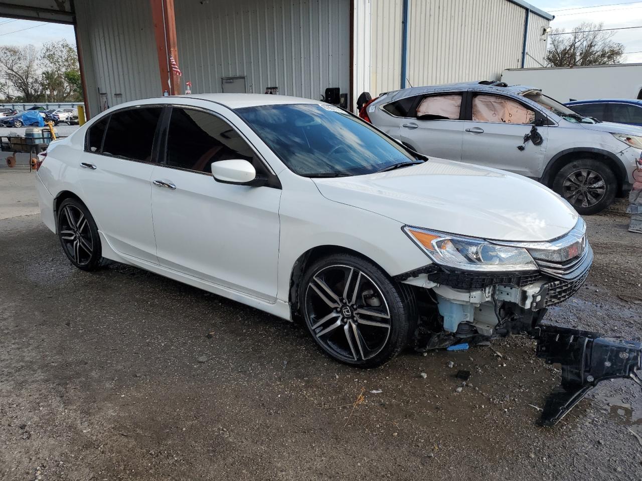2017 Honda Accord VIN 1HGCR2F55HA024853 Copart auction photo, front end damage thumbnail 4