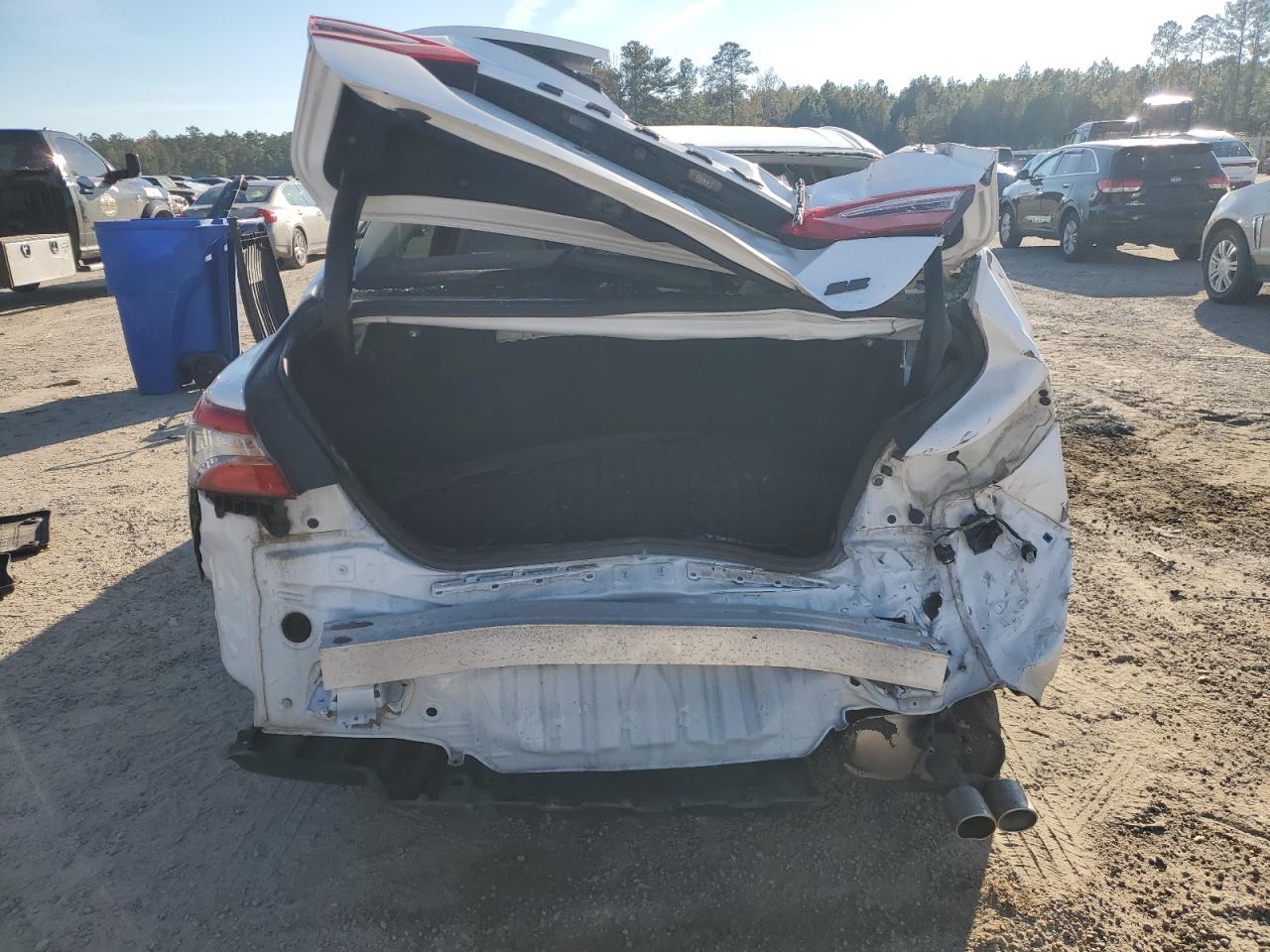 2018 Toyota Camry VIN 4T1B11HK6JU142893 Copart auction photo, rear end damage thumbnail 6
