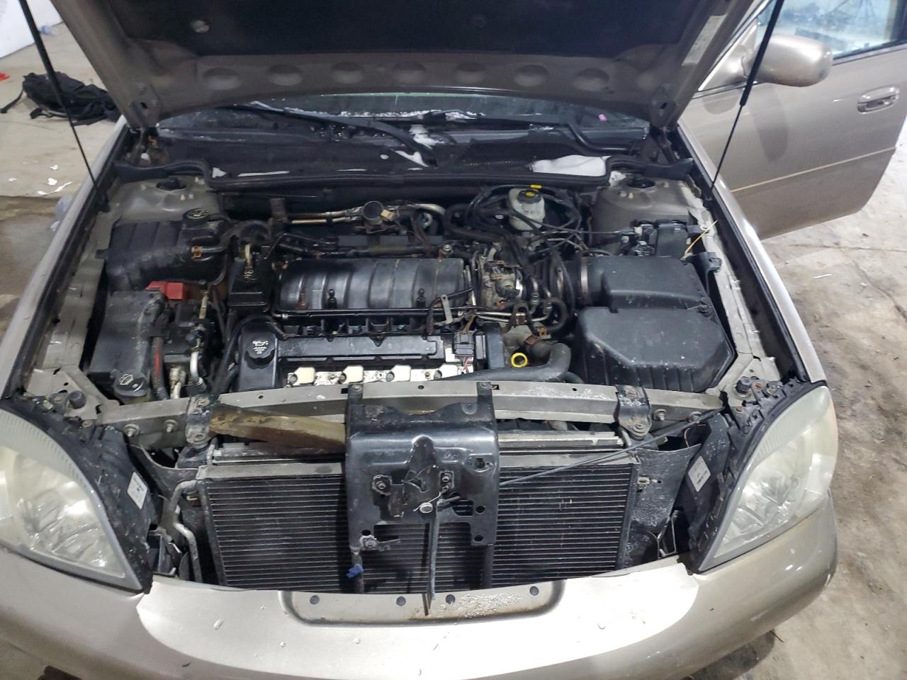 2004 Cadillac De Ville VIN 1G6KD54Y24U233633 Copart auction photo, all over damage thumbnail 11
