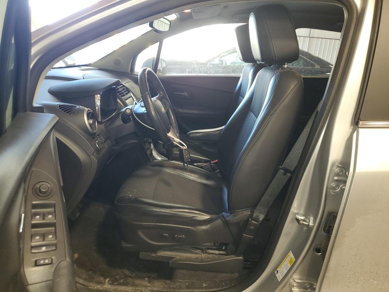 2016 Chevrolet Trax VIN KL7CJPSB2GB568652 Copart auction photo, side / rear end damage thumbnail 7