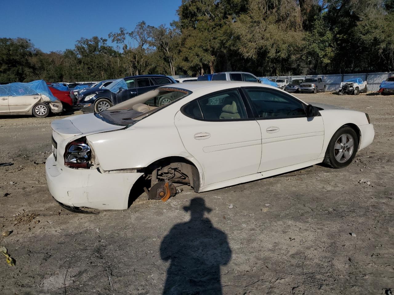 2005 Pontiac Grand Prix VIN 2G2WS522151166785 Copart auction photo, rear end / side damage thumbnail 3