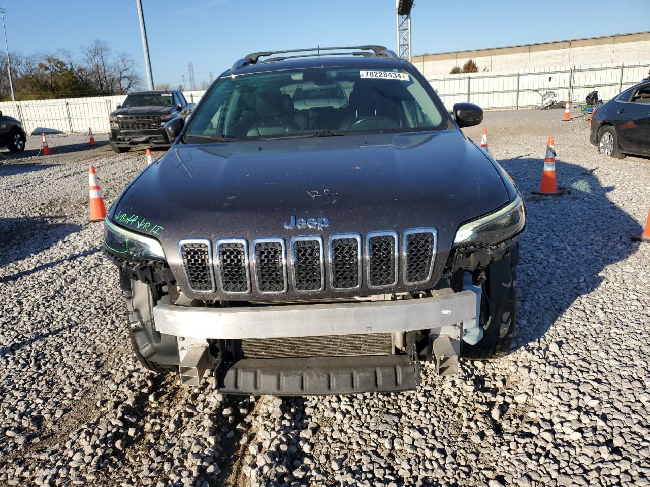 2019 Jeep Grand Cherokee VIN 1C4PJMLB7KD181027 Copart auction photo, front end damage thumbnail 5