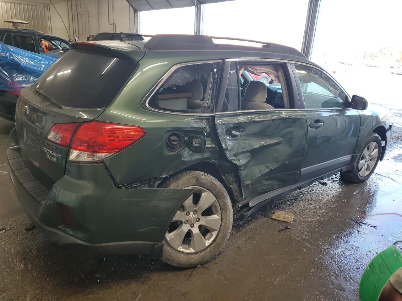 2011 Subaru Outback VIN 4S4BRBKC3B3317544 Copart auction photo, side / front end damage thumbnail 3