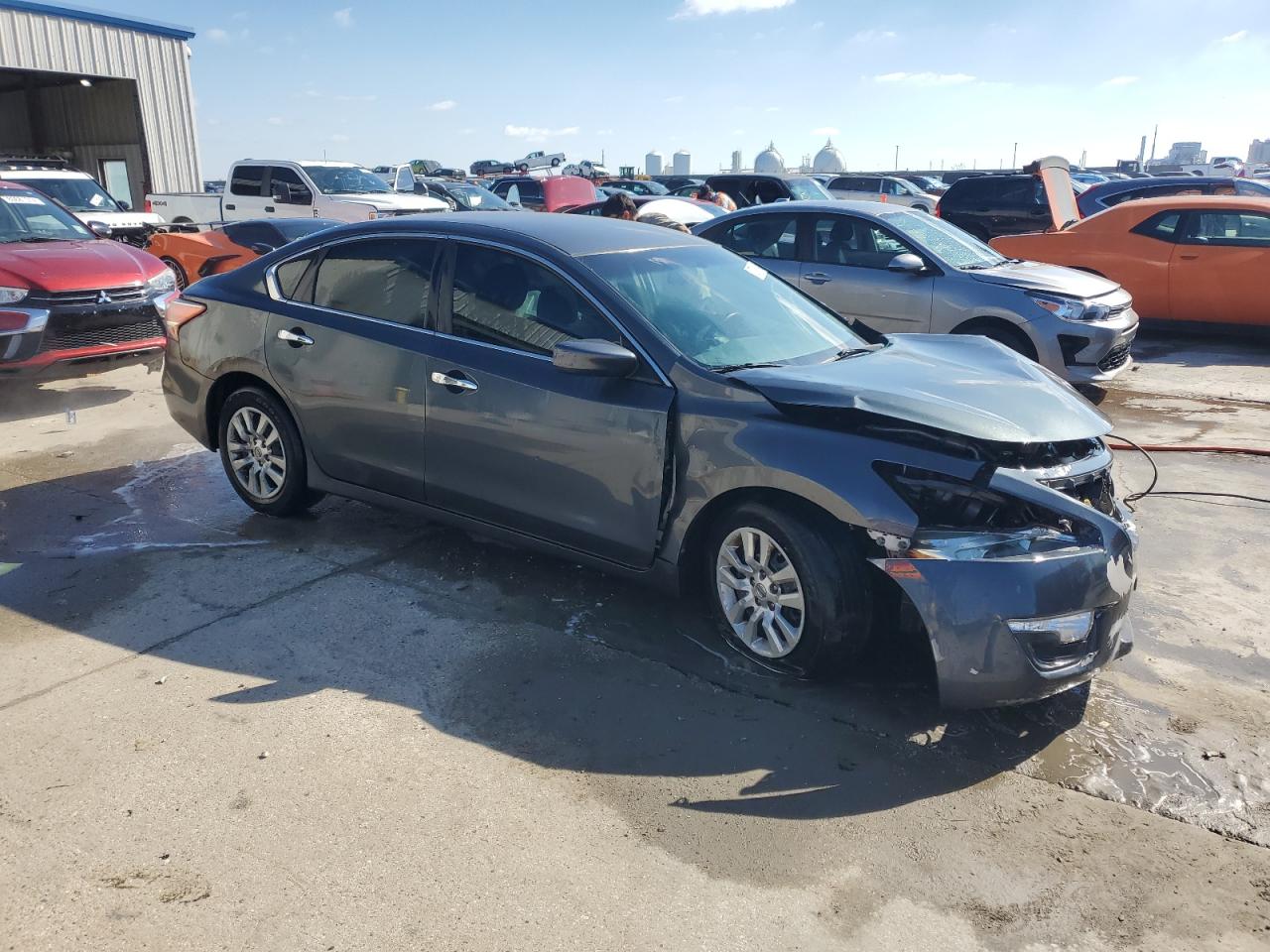 2013 Nissan Altima VIN 1N4AL3AP7DC225776 Copart auction photo, front end / rear end damage thumbnail 4