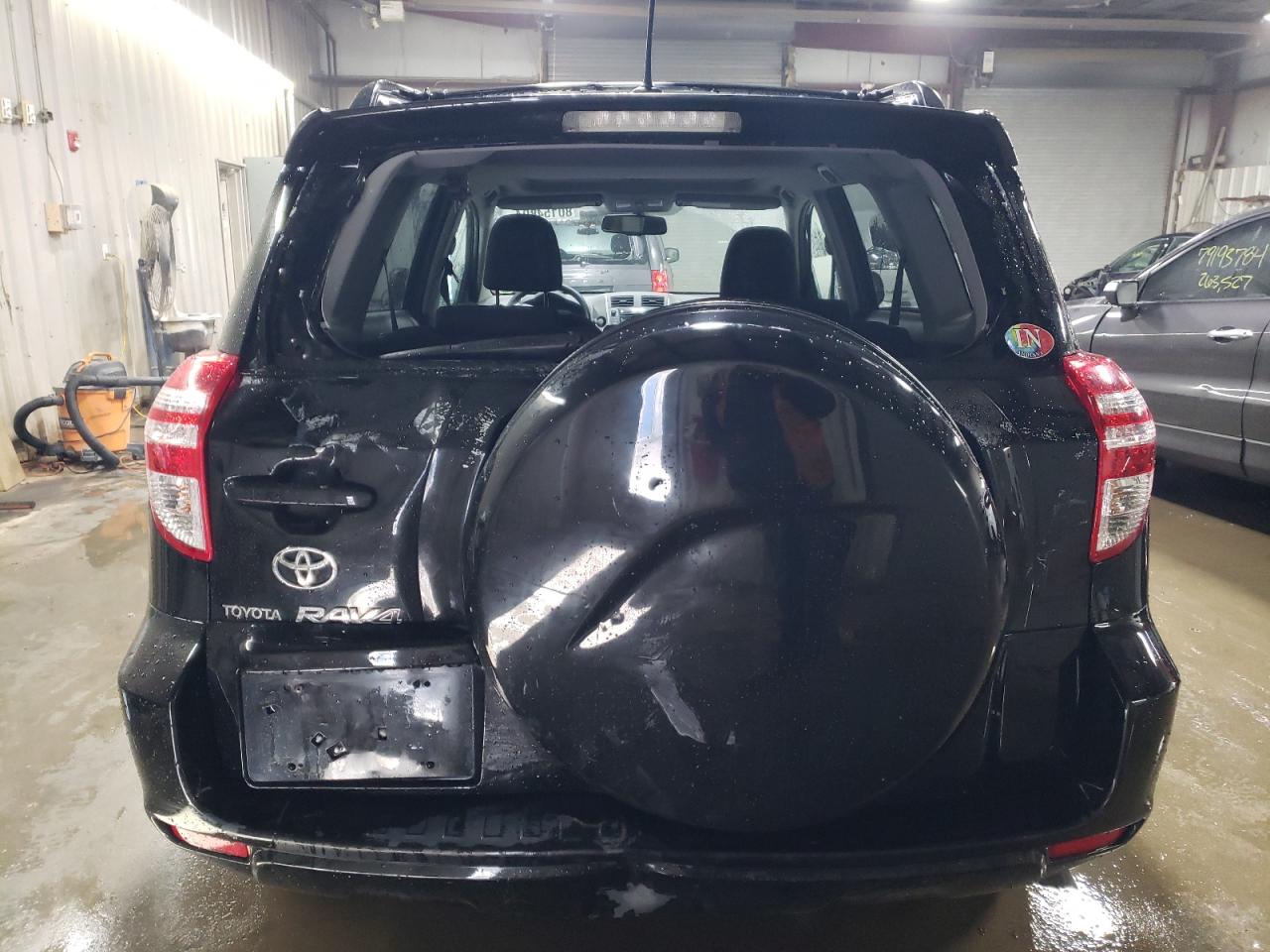 2009 Toyota RAV 4 VIN JTMZF32V69D006939 Copart auction photo, rear end damage thumbnail 6