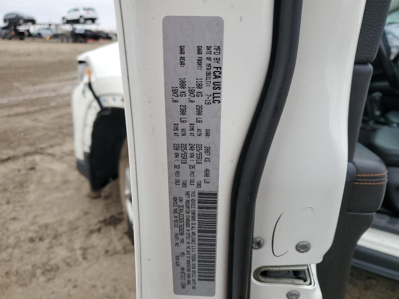 2019 Jeep Compass VIN 3C4NJDCB2KT828290 Copart auction photo, front end / rear end damage thumbnail 15