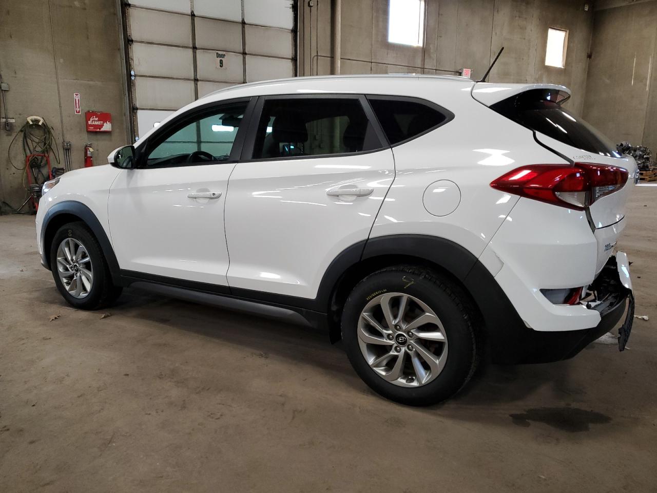 2016 Hyundai Tucson VIN KM8J33A48GU208818 Copart auction photo, rear end damage thumbnail 2