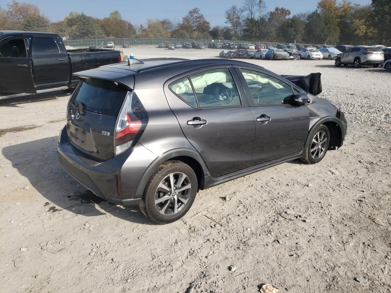 2018 Toyota Prius VIN JTDKDTB34J1607617 Copart auction photo, front end damage thumbnail 3