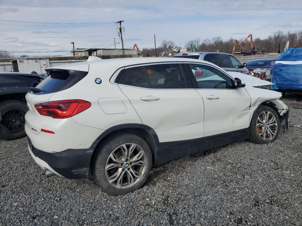 2018 BMW X2 VIN WBXYJ5C39JEF79177 Copart auction photo, front end / side damage thumbnail 3