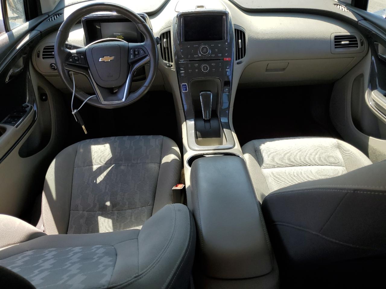 2014 Chevrolet Volt VIN 1G1RE6E44EU154324 Copart auction photo, side / front end damage thumbnail 8