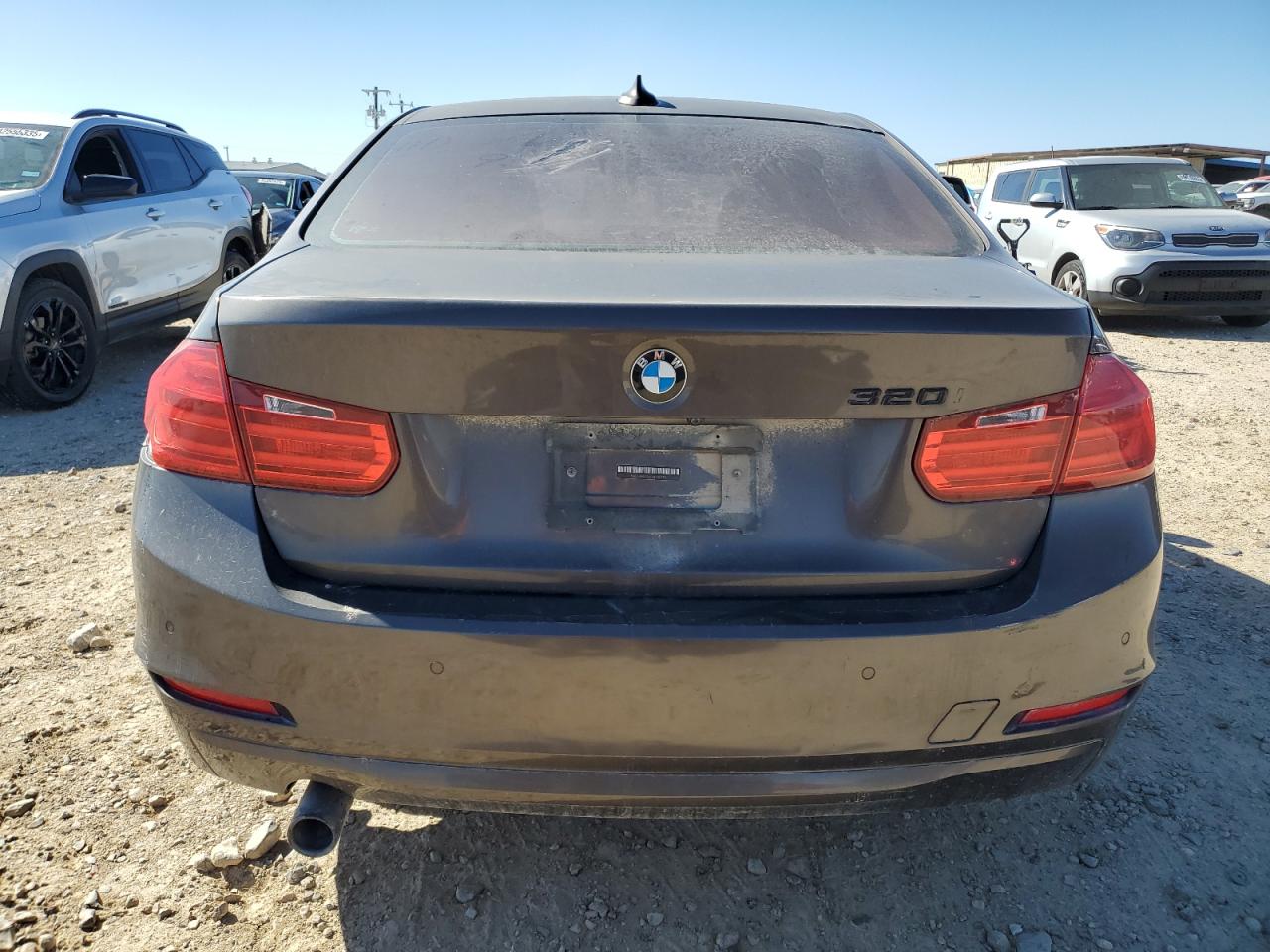 2015 BMW 3er VIN WBA3B1G58FNT05379 Copart auction photo, front end / minor dent/scratches damage thumbnail 6
