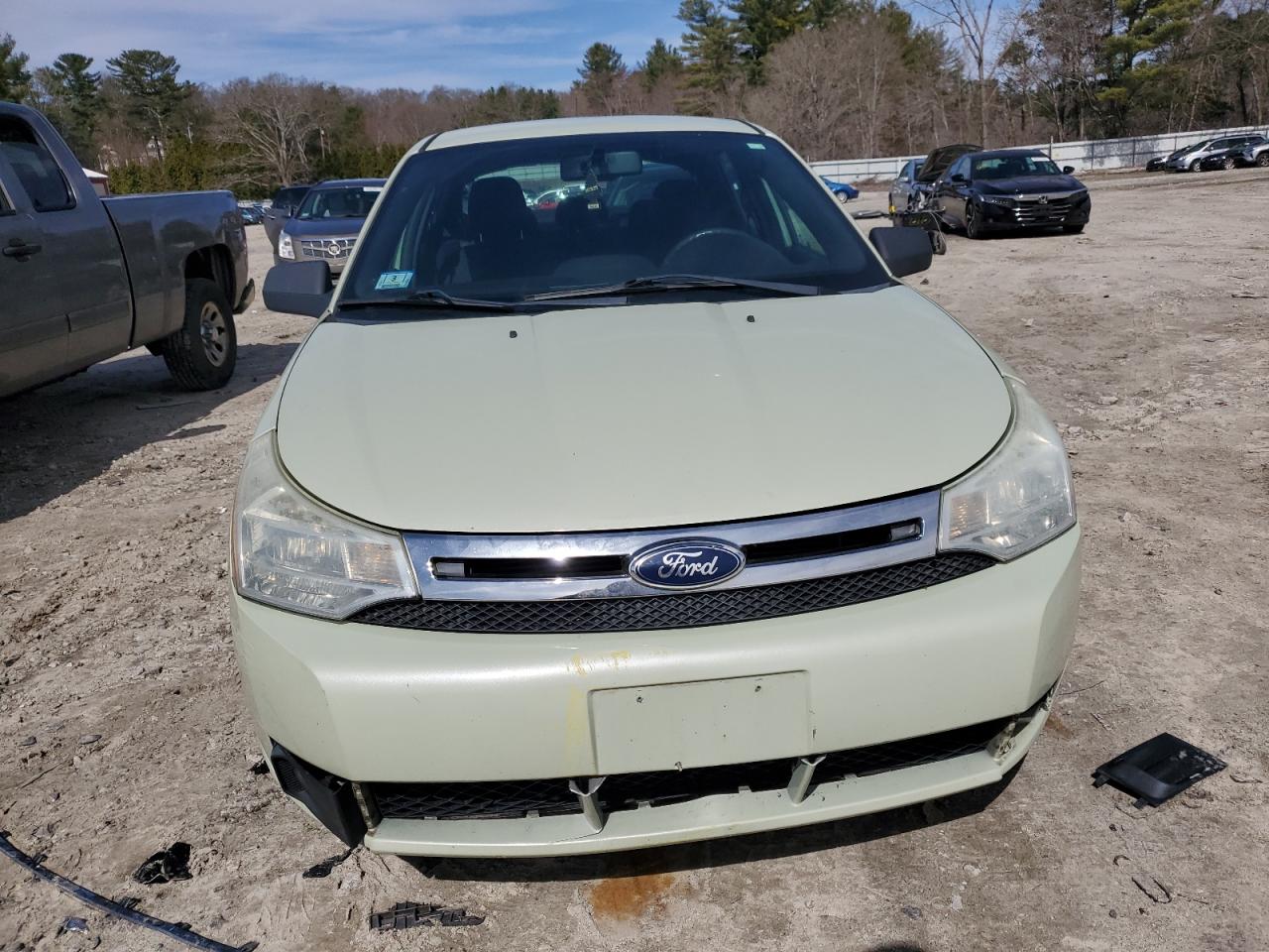 2011 Ford Focus VIN 1FAHP3FN9BW156644 Copart auction photo, front end / minor dent/scratches damage thumbnail 5