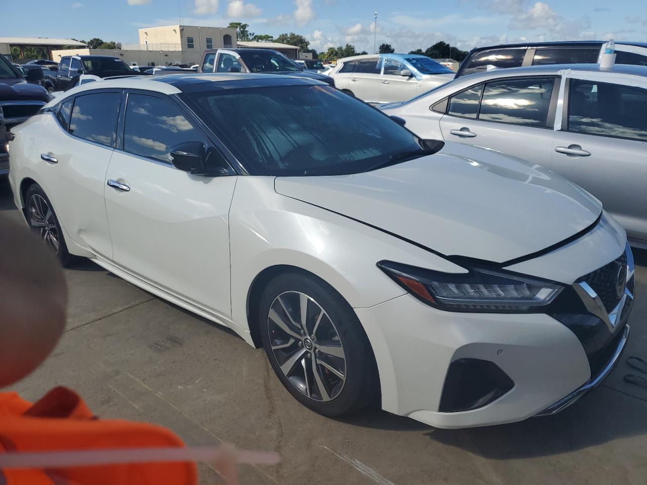 2019 Nissan Maxima VIN 1N4AA6AV9KC372880 Copart auction photo, water/flood damage thumbnail 4
