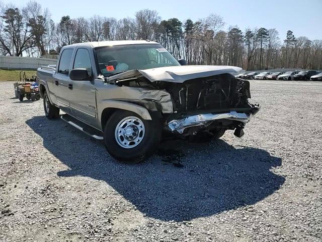 2003 Chevrolet Silverado VIN 1GCGC13U73F168214 Copart auction photo, front end damage thumbnail 11