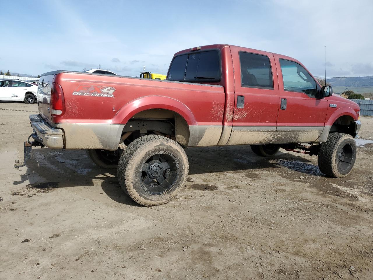 2003 Ford F250 VIN 1FTNW21S63EB77725 Copart auction photo, vandalism damage thumbnail 3