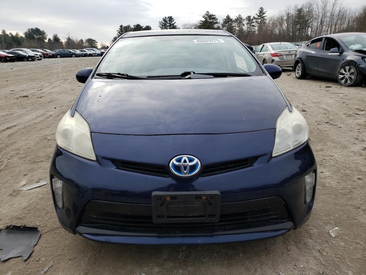 2013 Toyota Prius VIN JTDKN3DU6D1671987 Copart auction photo, rear end / minor dent/scratches damage thumbnail 5