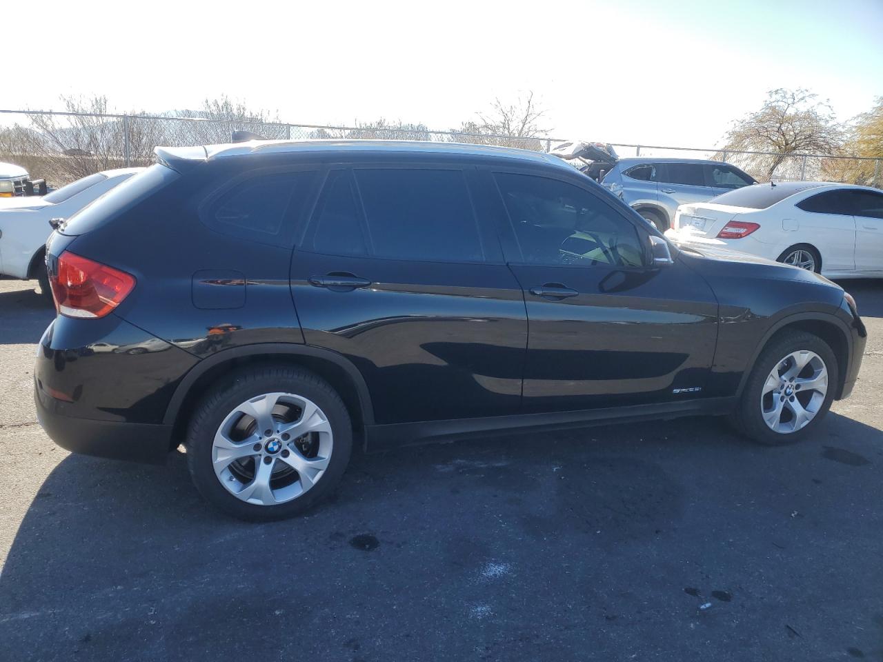2015 BMW X1 VIN WBAVM1C50FVW57929 Copart auction photo, front end damage thumbnail 3