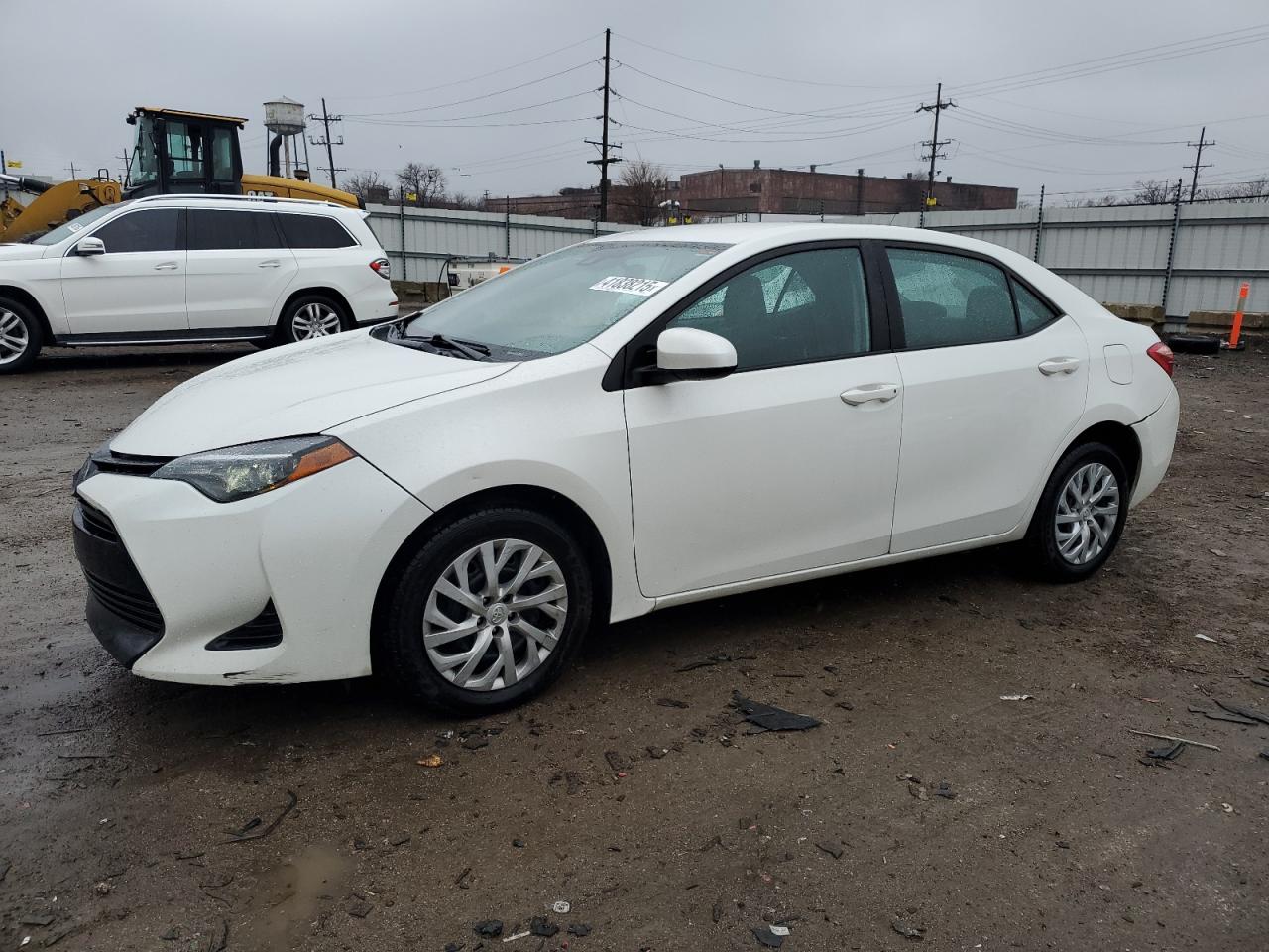 2018 Toyota Corolla VIN 5YFBURHE9JP829755