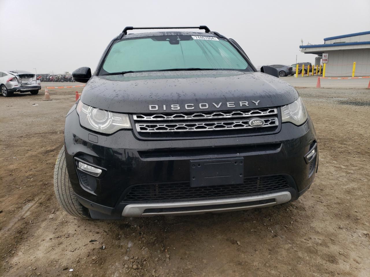 2016 Land Rover Discovery VIN SALCR2BG9GH556661 Copart auction photo, side damage thumbnail 5