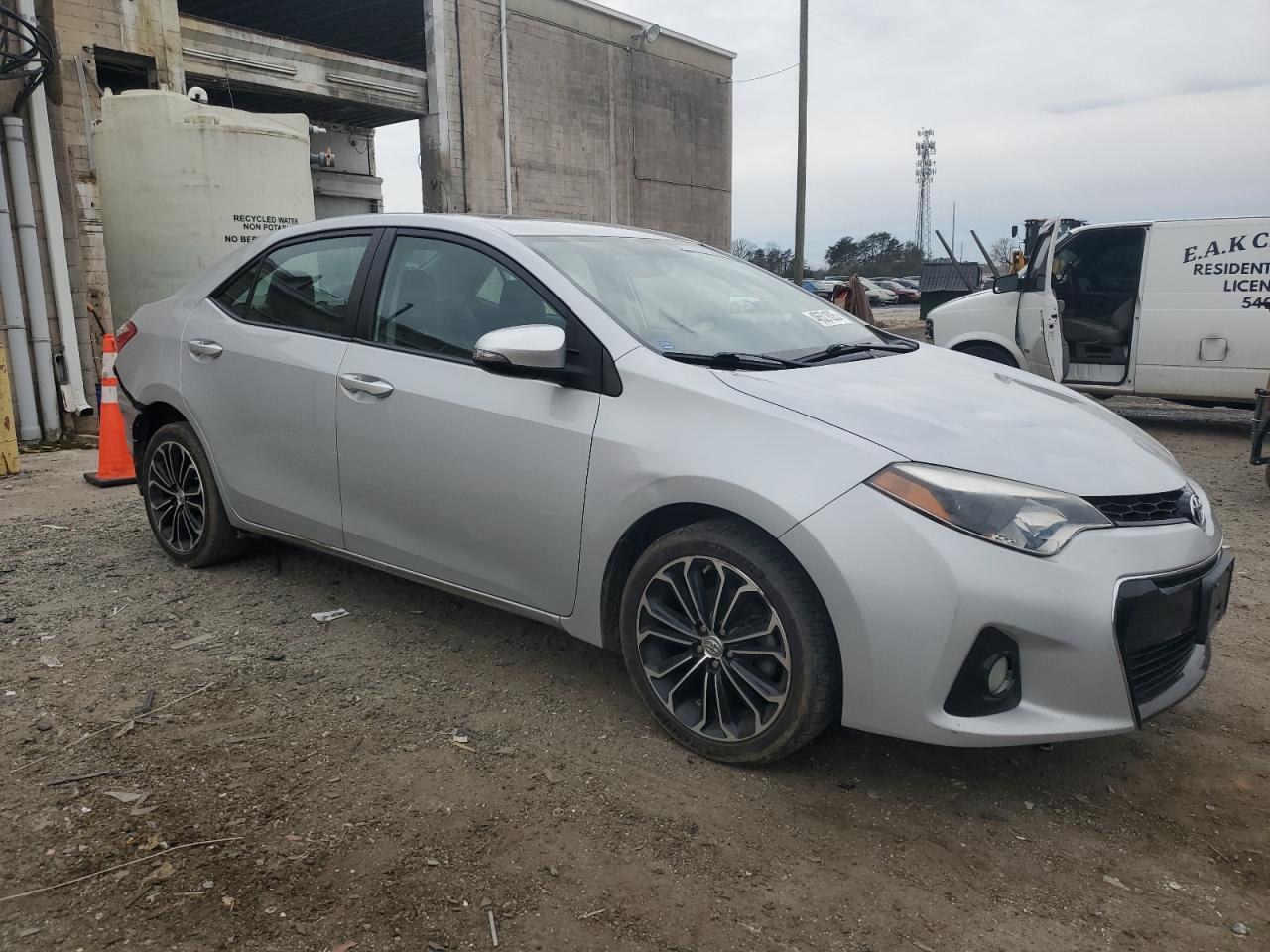 2014 Toyota Corolla VIN 2T1BURHE8EC062275 Copart auction photo, rear end / minor dent/scratches damage thumbnail 4