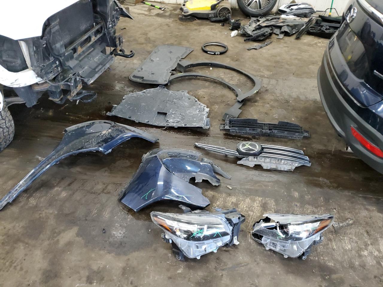 2020 Mazda CX-9 VIN JM3TCBCY3L0408425 Copart auction photo, front end damage thumbnail 12