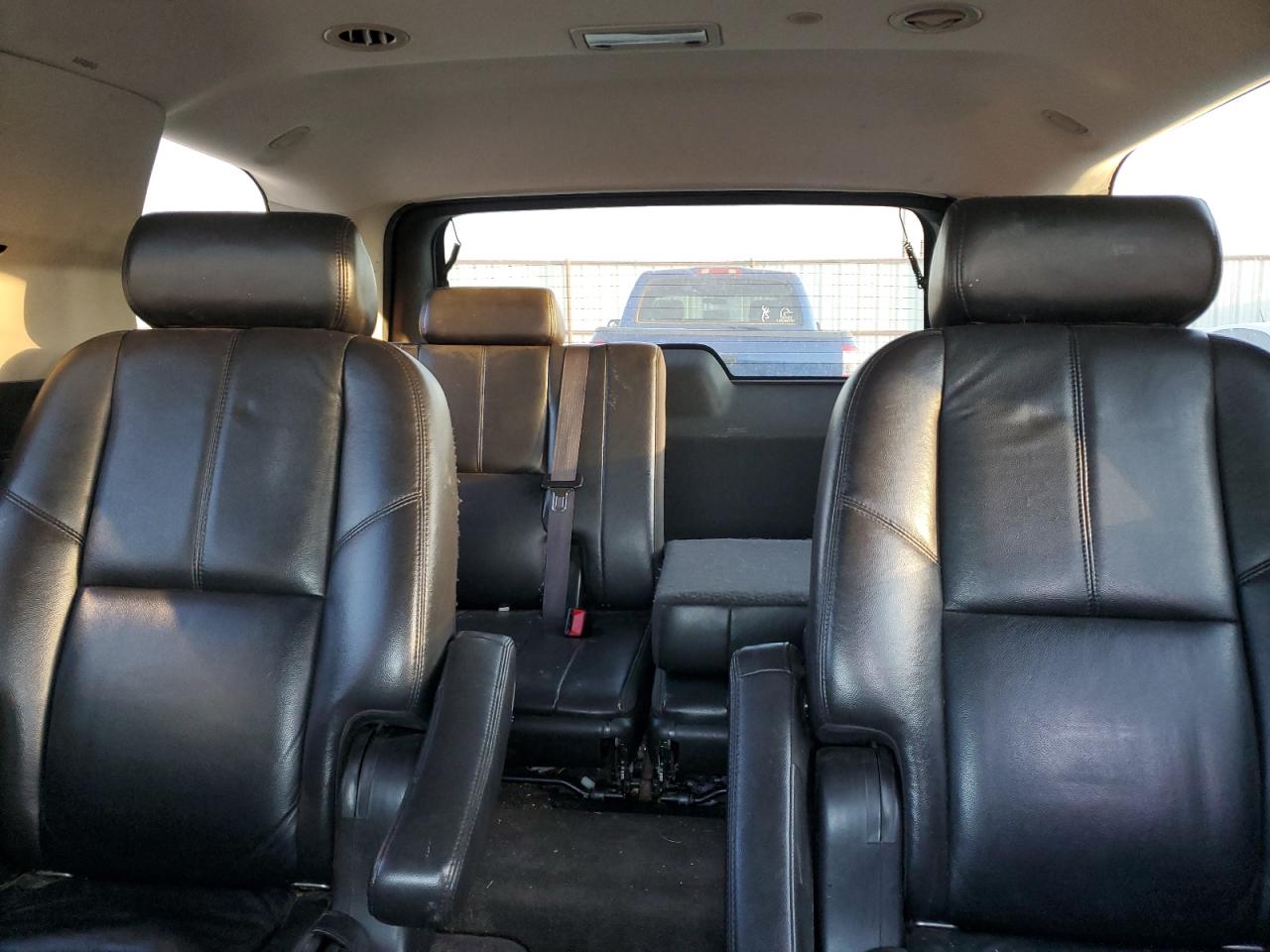 2008 Chevrolet Tahoe VIN 1GNFC13008R271223 Copart auction photo, hail damage thumbnail 10