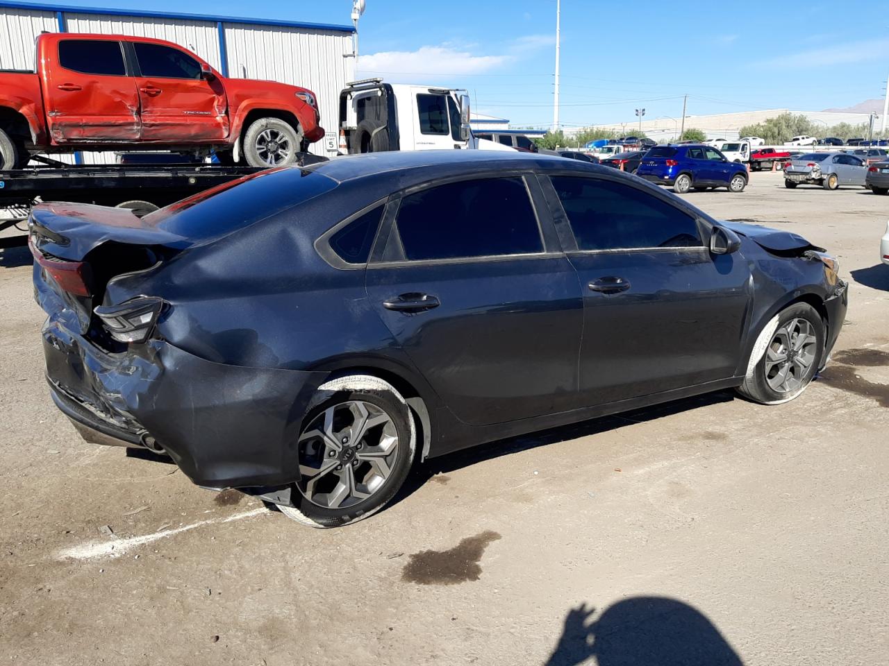 2021 KIA Forte VIN 3KPF24AD5ME379913 Copart auction photo, front end / rear end damage thumbnail 3