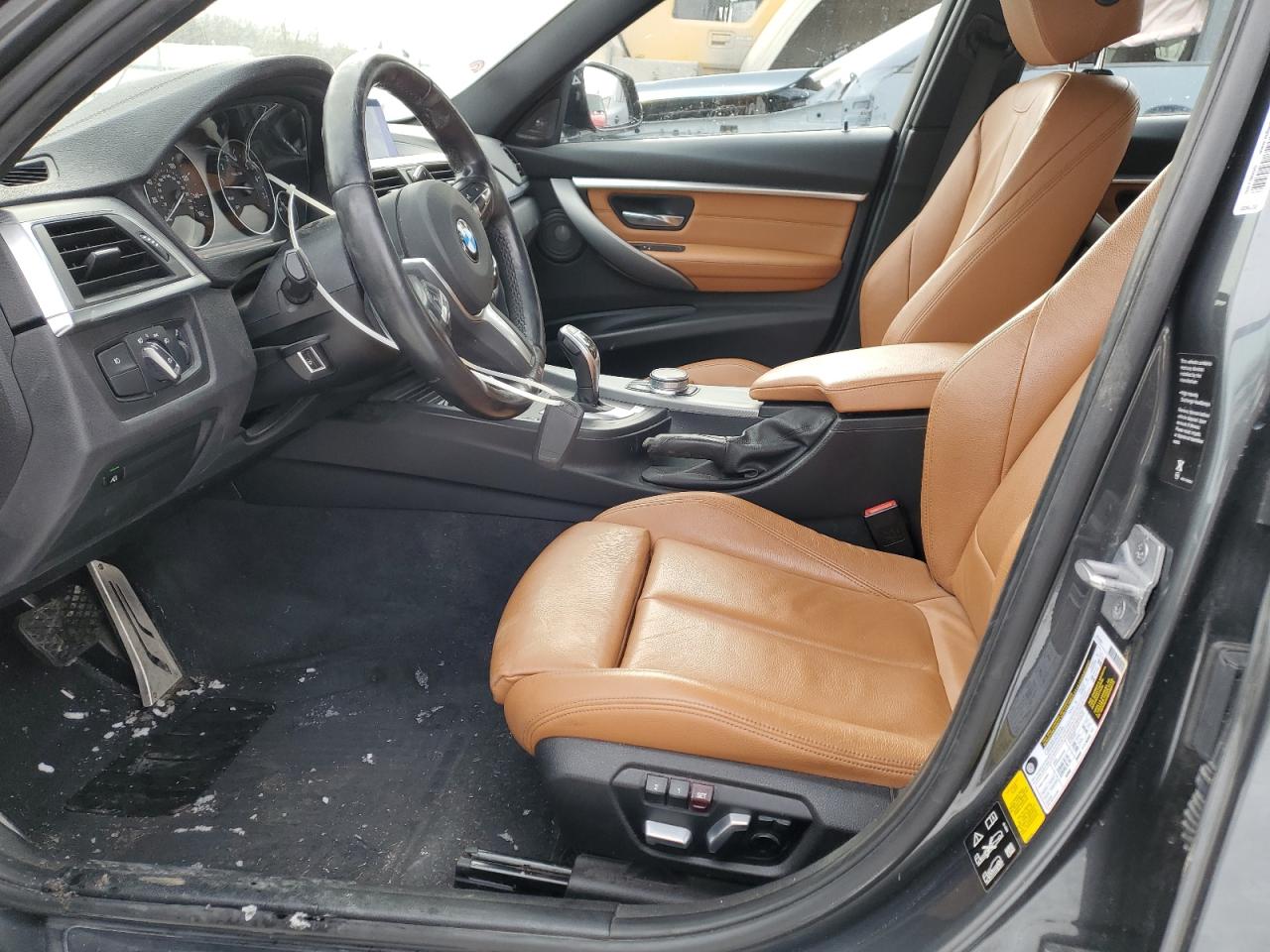 2018 BMW 3er VIN WBA8B7C57JA585715 Copart auction photo, front end damage thumbnail 7