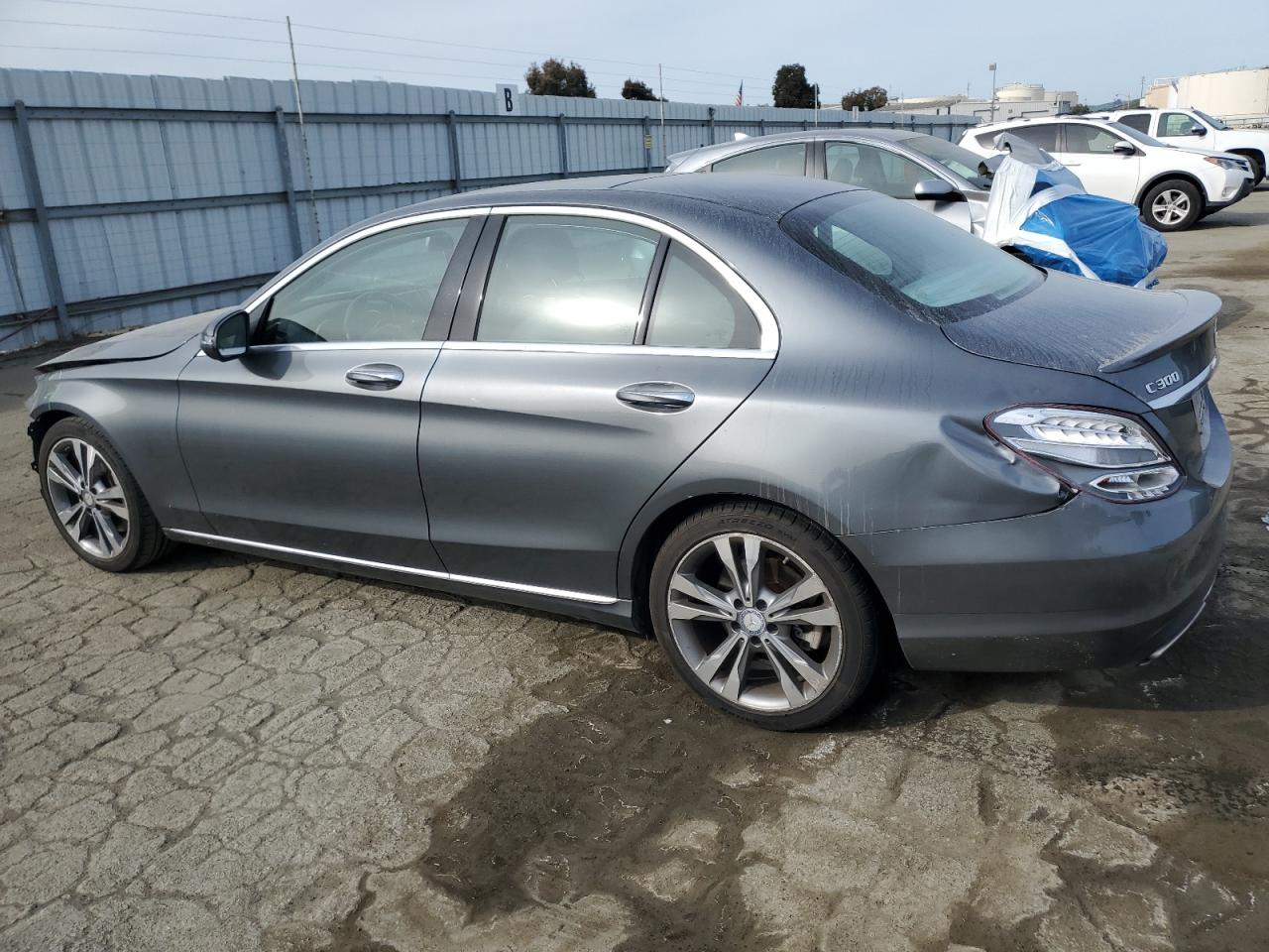 2017 Mercedes-Benz C-klasse VIN 55SWF4JB7HU182582 Copart auction photo, front end damage thumbnail 2