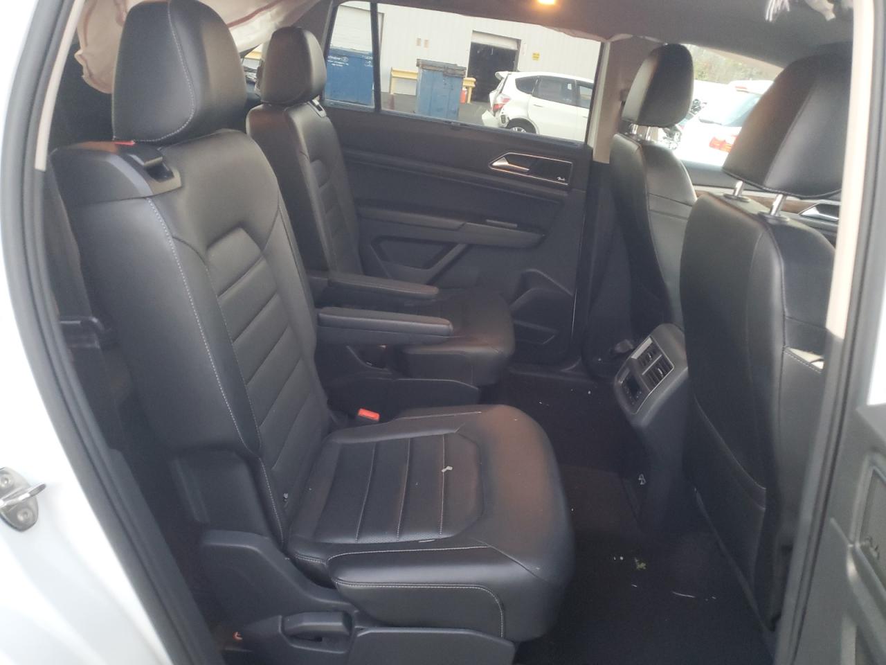 2019 Volkswagen Atlas VIN 1V2NR2CA9KC546145 Copart auction photo, undercarriage / side damage thumbnail 11
