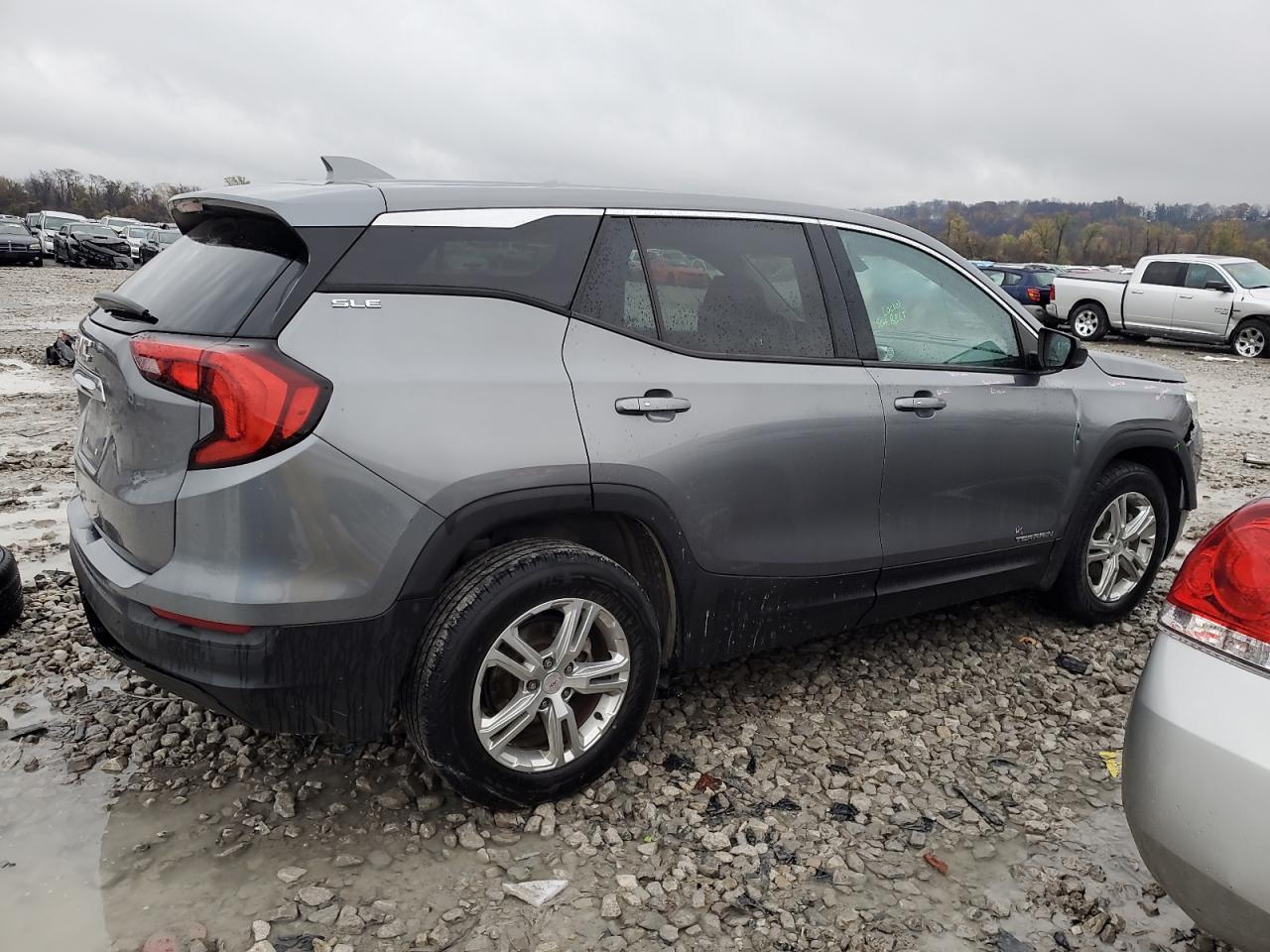 2018 GMC Terrain VIN 3GKALMEV4JL149639 Copart auction photo, front end damage thumbnail 3