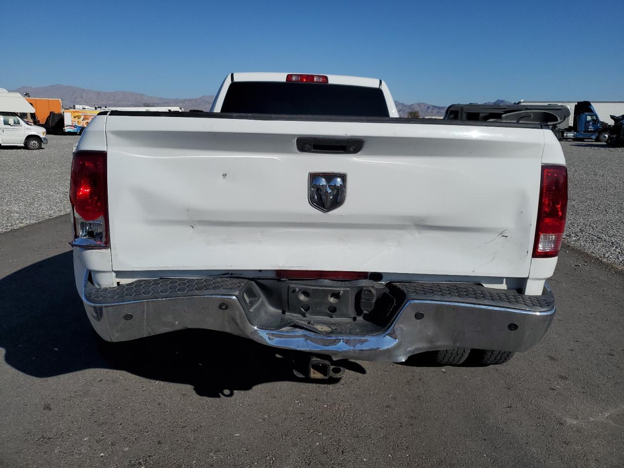 2017 RAM 3500 VIN 3C63RPGL4HG690202 Copart auction photo, rear end / front end damage thumbnail 6