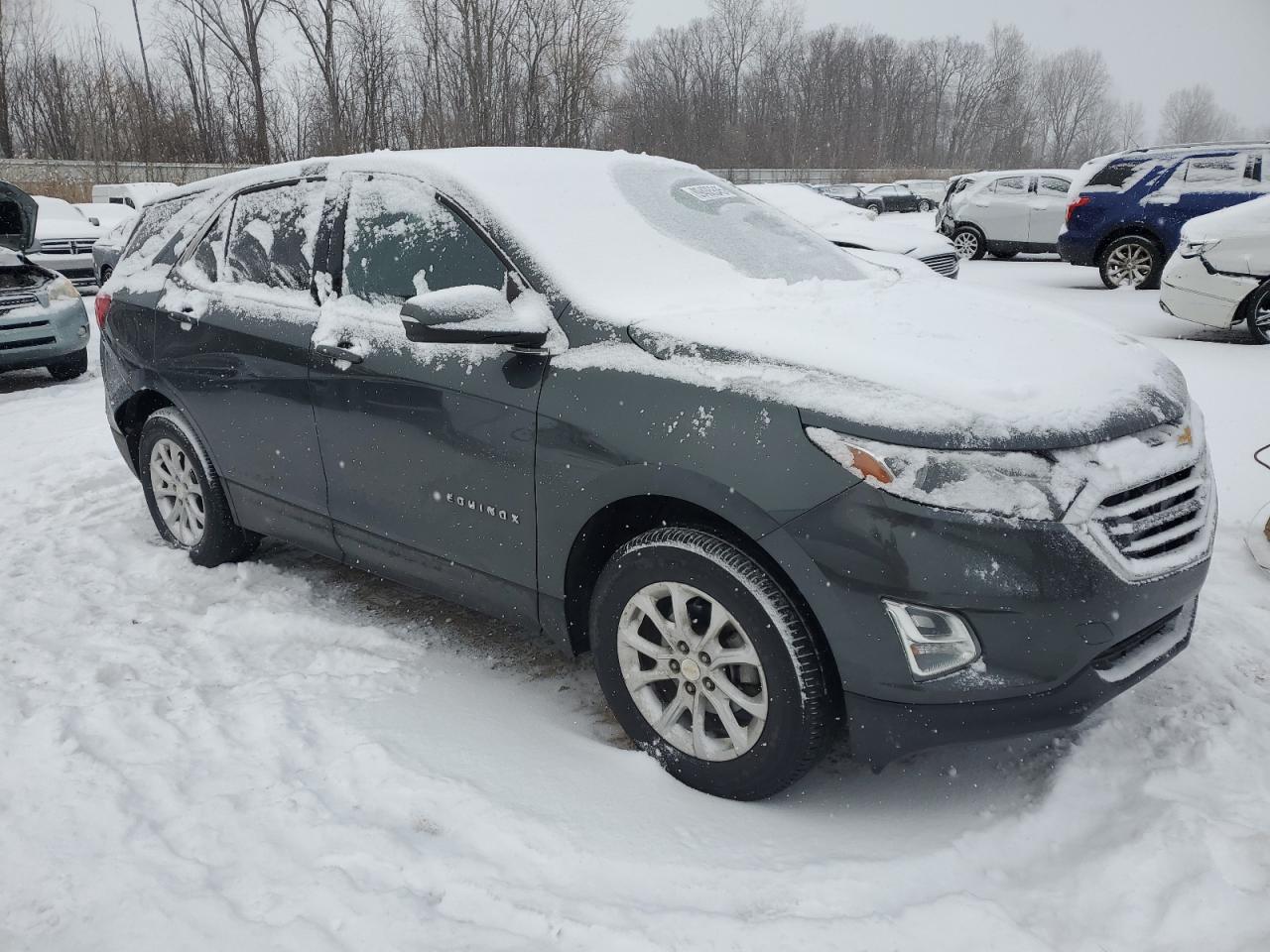 2019 Chevrolet Equinox VIN 3GNAXUEV9KS581562 Copart auction photo, rear end damage thumbnail 4
