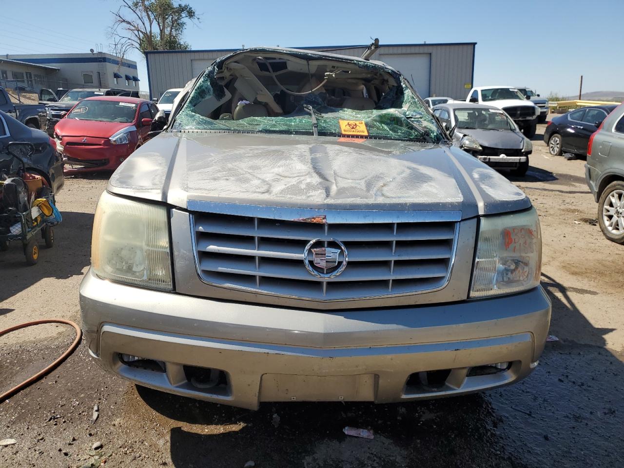 2002 Cadillac Escalade VIN 1GYEC63T52R311888 Copart auction photo, rollover damage thumbnail 5