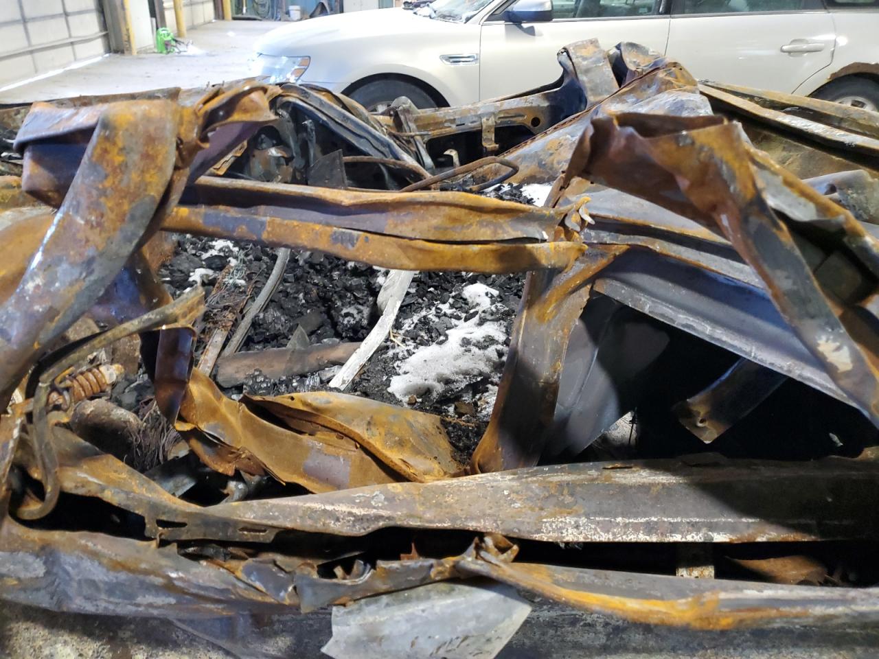 1990 Ford F-150 VIN 1FTEF14N9LPB45355 Copart auction photo, burn / mechanical damage thumbnail 7