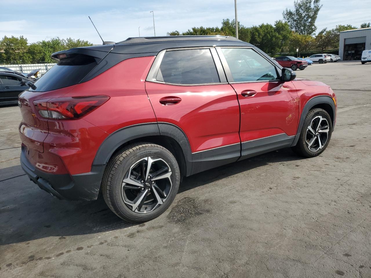 2021 Chevrolet TrailBlazer VIN KL79MTSL6MB086023 Copart auction photo, front end damage thumbnail 3