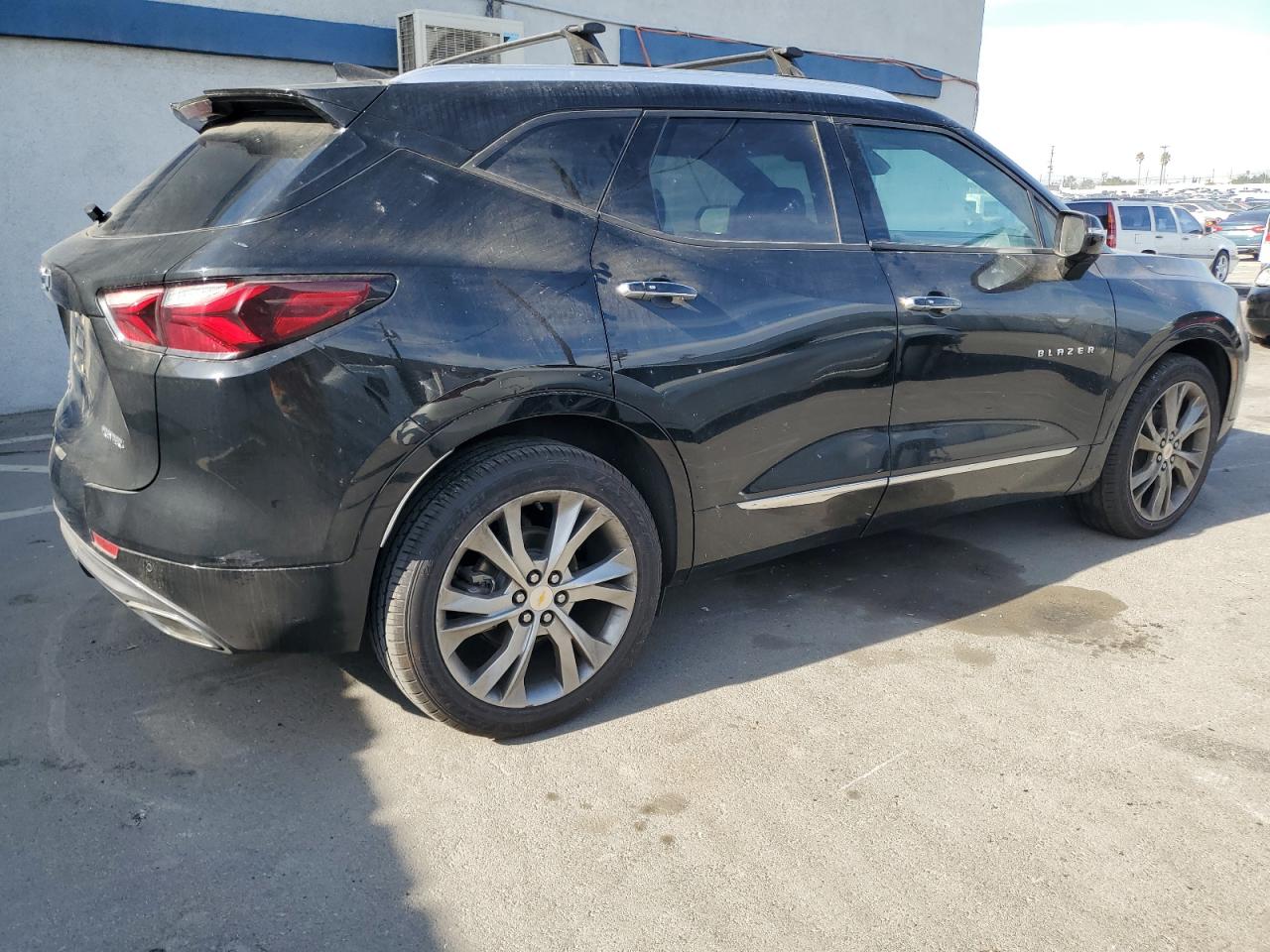 2020 Chevrolet Blazer VIN 3GNKBLRS0LS594859 Copart auction photo, burn damage thumbnail 4