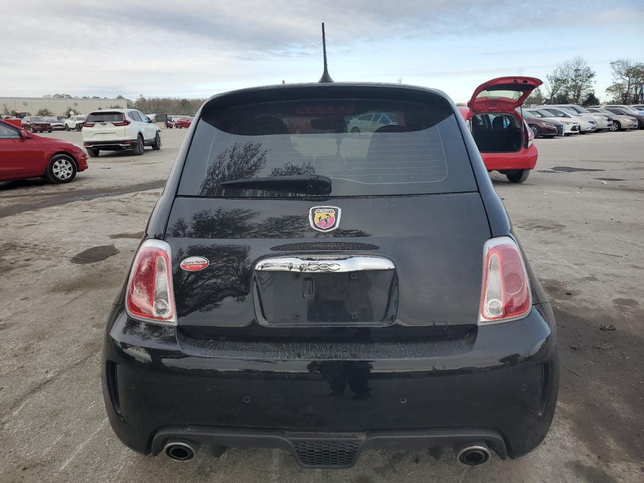 2017 Fiat 500 VIN 3C3CFFFH3HT704823 Copart auction photo, minor dent/scratches damage thumbnail 6