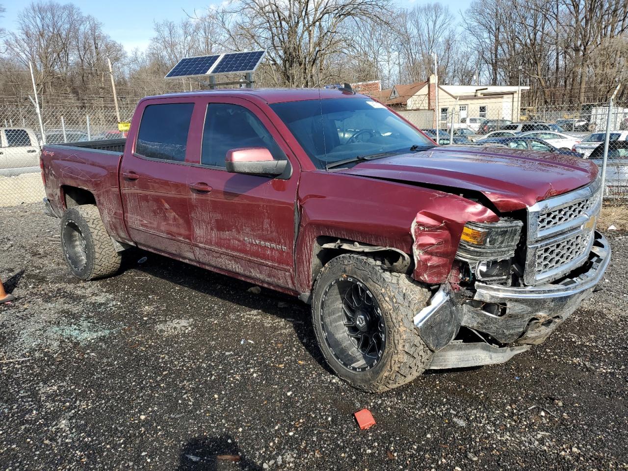 2015 Chevrolet Silverado VIN 3GCUKREC3FG200099 Copart auction photo, front end / undercarriage damage thumbnail 4