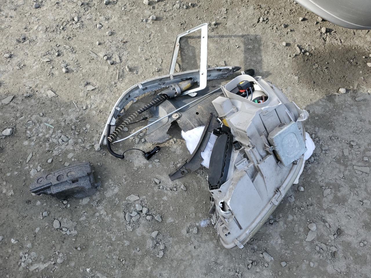 2001 Mercedes-Benz S-klasse VIN WDBNG75JX1A141485 Copart auction photo, all over damage thumbnail 12