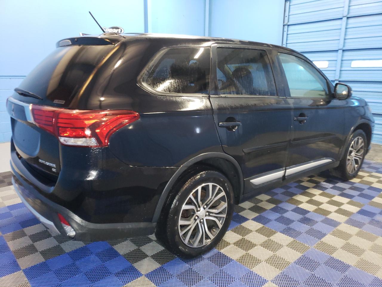 2016 Mitsubishi Outlander VIN JA4AZ3A37GZ001716 Copart auction photo, normal wear damage thumbnail 3
