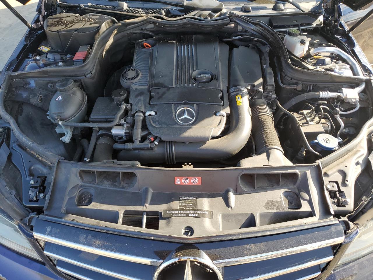 2014 Mercedes-Benz C-klasse VIN WDDGF4HB9ER319982 Copart auction photo, rollover damage thumbnail 12