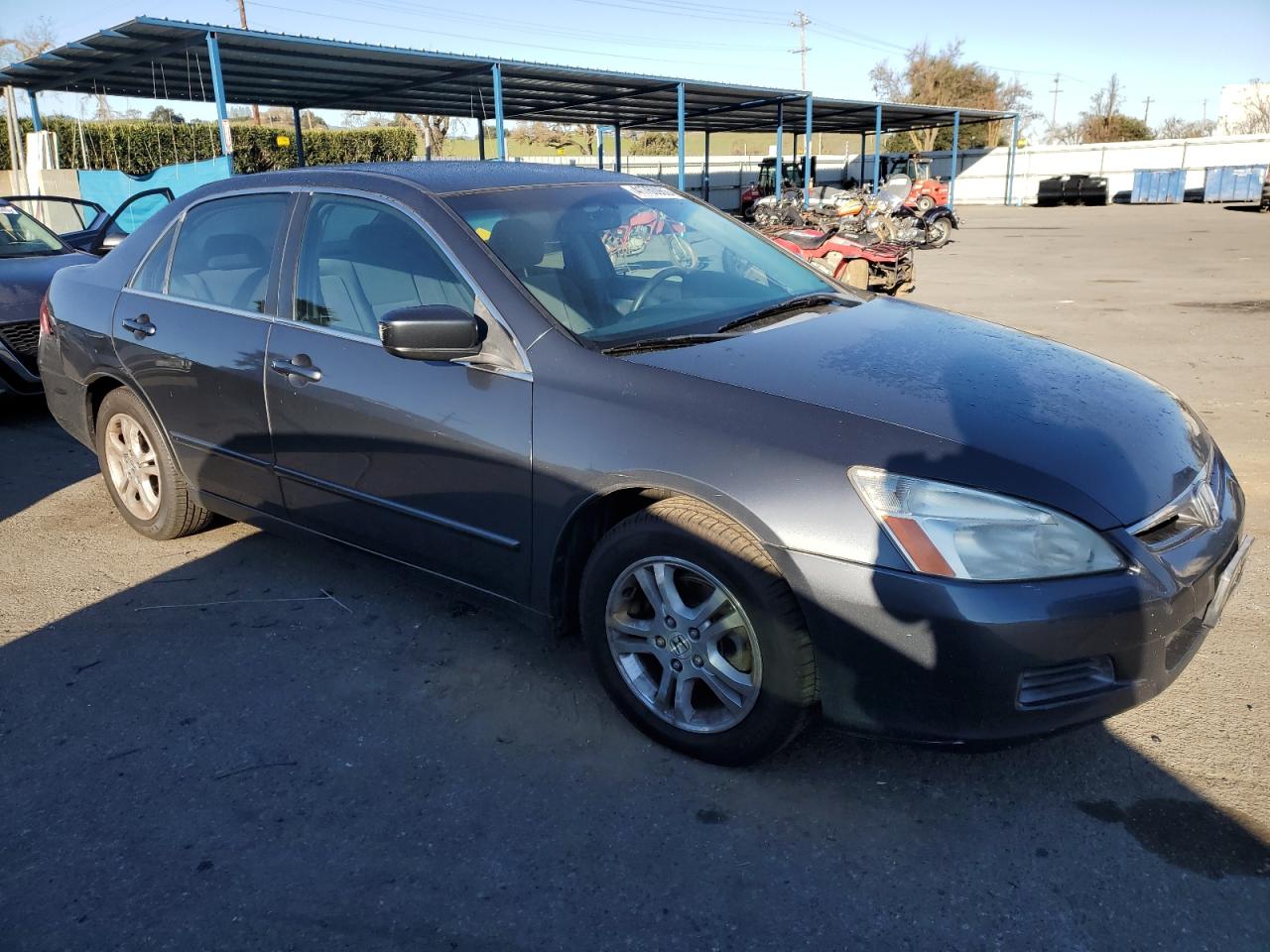 2007 Honda Accord VIN JHMCM56307C006307 Copart auction photo, vandalism / undercarriage damage thumbnail 4