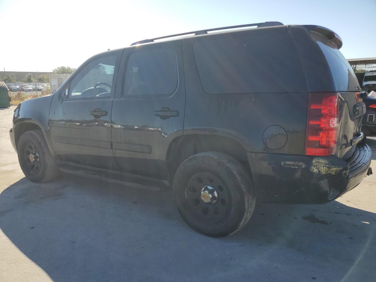 2007 Chevrolet Tahoe VIN 1GNFC13C07R393735 Copart auction photo, all over damage thumbnail 2
