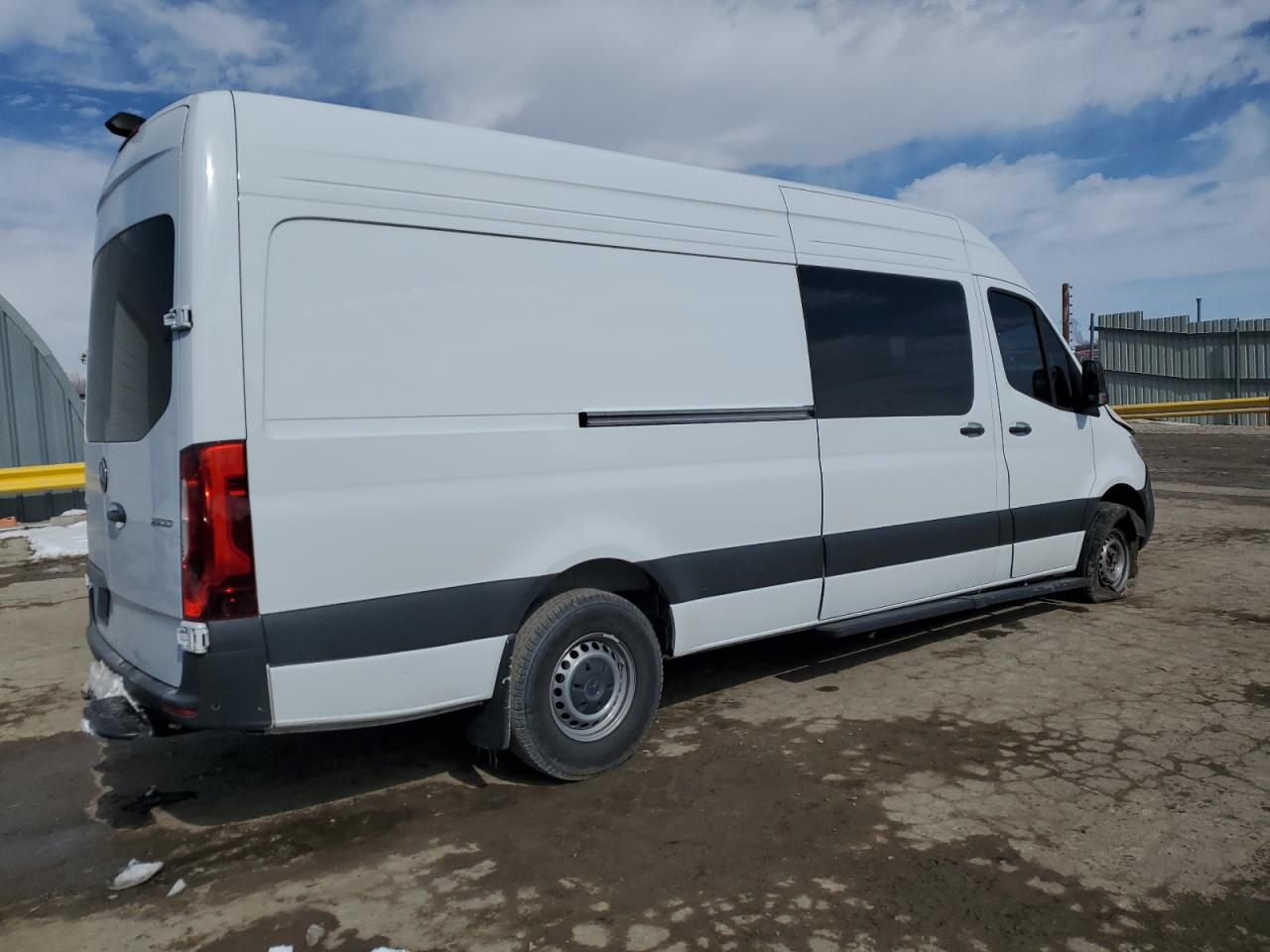 2024 Mercedes-Benz Sprinter VIN W1W4NCHY6RT178526 Copart auction photo, front end / side damage thumbnail 3